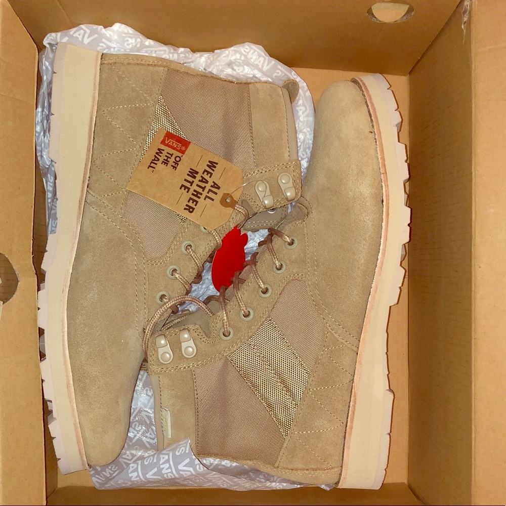 NWT Vans MTE Fairbanks Boot